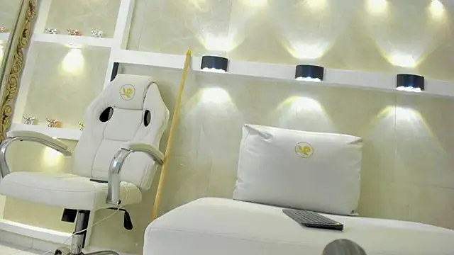 Snapshot of dorothy_vegga chatting on 03.19.25 dorothy vegga online show from 03.19.25