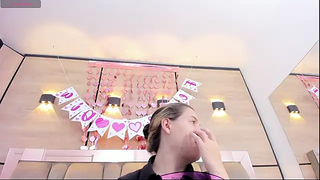 Snapshot of dorothy_vegga chatting on 02.17.26 dorothy vegga online show from 02.17.26