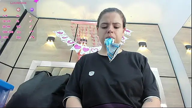 Snapshot of dorothy_vegga chatting on 02.18.26 dorothy vegga online show from 02.18.26