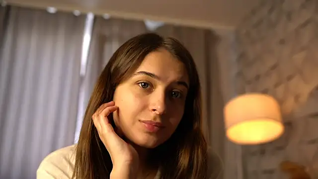 Snapshot of elisa_moon chatting on 05.25.26 elisa moon online show from 05.25.26