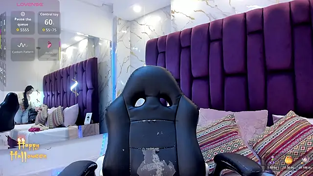 Snapshot of emma_carterr1 chatting on 11.03.25 emma carterr1 online show from 11.03.25