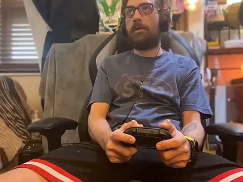 slutty guy12 online show from 02.11.25