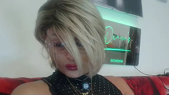 Snapshot of Jbisex chatting on 05.18.26 Jbisex online show from 05.18.26