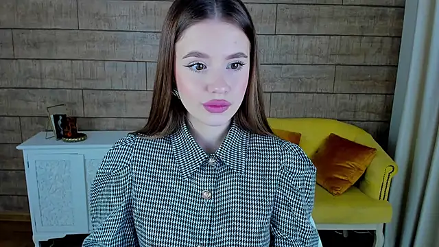 Snapshot of MilanaBalmain chatting on 01.21.25 MilanaBalmain online show from 01.21.25