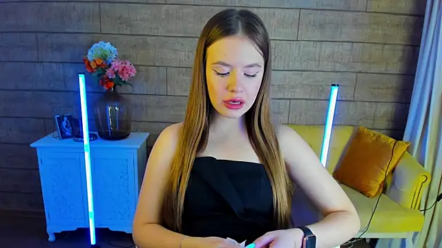 Snapshot of MilanaBalmain chatting on 02.01.25 MilanaBalmain online show from 02.01.25