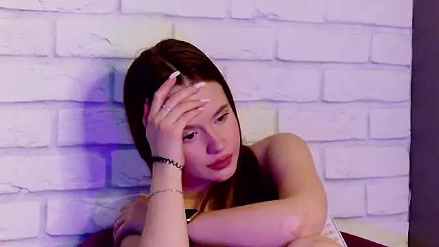 Snapshot of MilanaBalmain chatting on 02.06.25 MilanaBalmain online show from 02.06.25