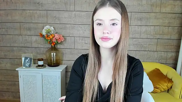 Snapshot of MilanaBalmain chatting on 02.10.25 MilanaBalmain online show from 02.10.25