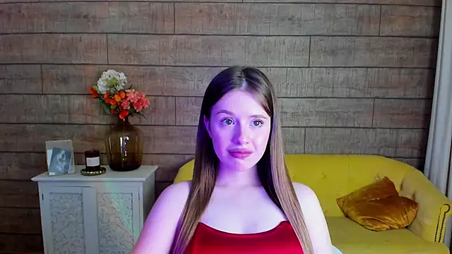 Snapshot of MilanaBalmain chatting on 02.11.25 MilanaBalmain online show from 02.11.25