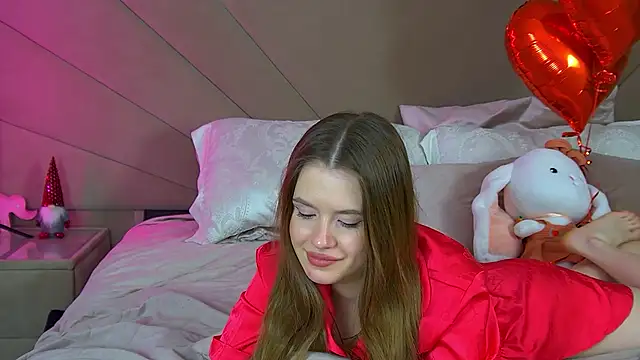 Snapshot of MilanaBalmain chatting on 02.15.25 MilanaBalmain online show from 02.15.25