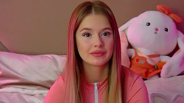 Snapshot of MilanaBalmain chatting on 03.03.25 MilanaBalmain online show from 03.03.25