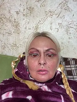 Gardener of Illusions online show from 09.19.25