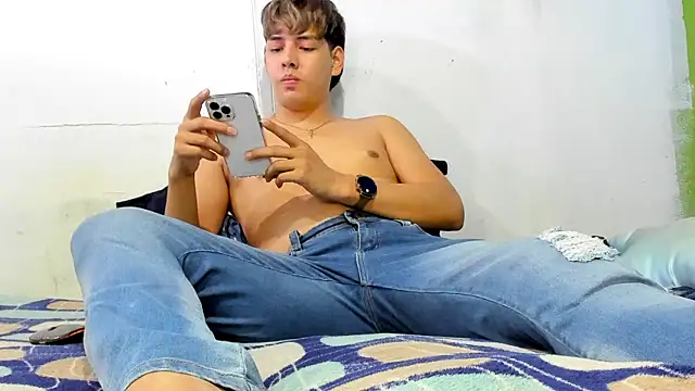 zackmontieel online show from 12.04.24