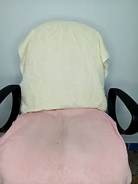 Snapshot of Arabian6990 chatting on 11.19.25 Arabian6990 online show from 11.19.25