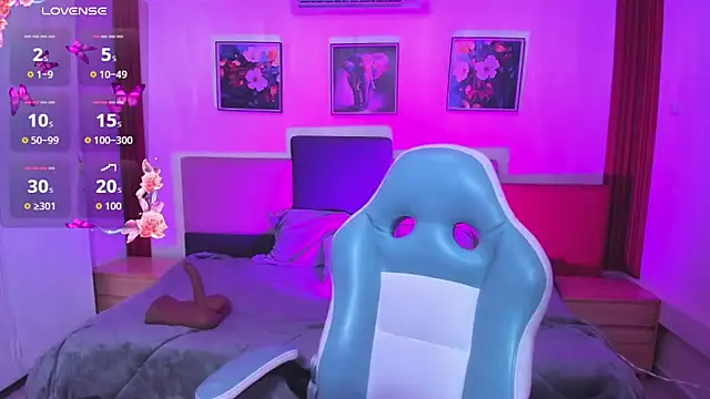 estrella bigboobs14 online show from 12.19.25