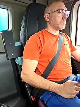 Crosss-23cm online show from 11.10.25