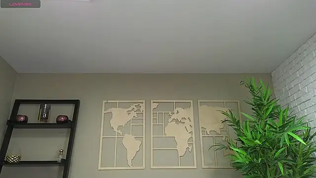 LadyLeea online show from 02.11.25