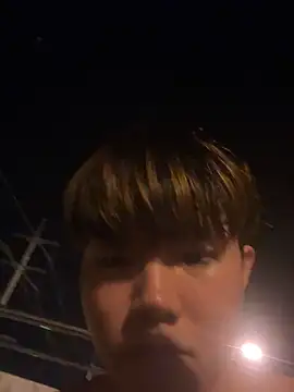 Snapshot of thehornyboyz chatting on 01.06.25 thehornyboyz online show from 01.06.25