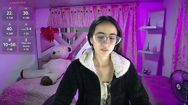 Mia Fischer online show from 02.24.25