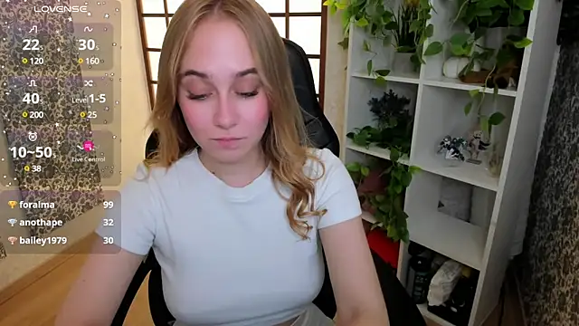 LianaBright online show from 02.01.25