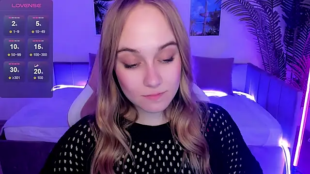 LianaBright online show from 03.18.25