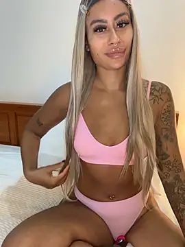 Snapshot of CoCo-Queen chatting on 02.21.26 CoCo-Queen online show from 02.21.26