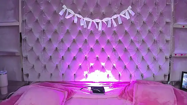 Harii 02 online show from 02.11.25