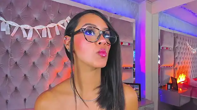 Harii 02 online show from 03.10.25