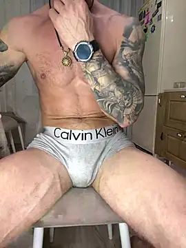 Snapshot of AlexGWoW chatting on 02.24.25 AlexGWoW online show from 02.24.25