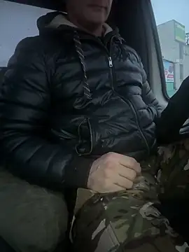 Snapshot of AlexGWoW chatting on 12.15.25 AlexGWoW online show from 12.15.25