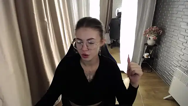 Ritaneer online show from 09.10.25