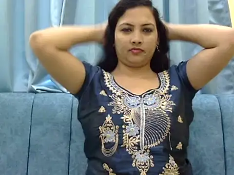 Snapshot of tripti2 chatting on 03.21.25 tripti2 online show from 03.21.25