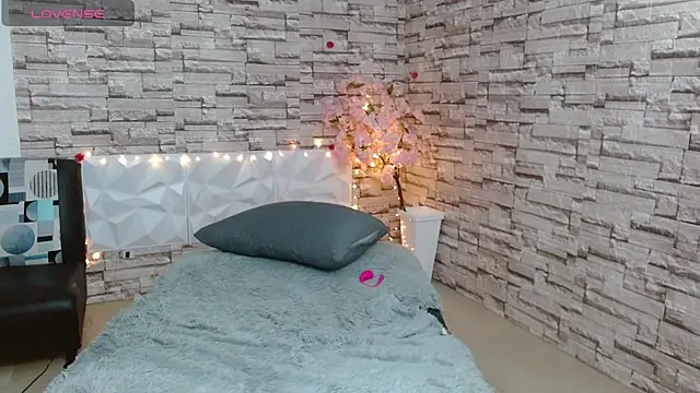 Snapshot of Vanse_lust chatting on 03.06.25 Vanse lust online show from 03.06.25