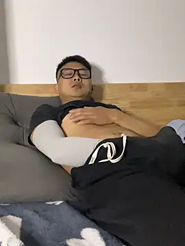 Snapshot of lixiaoshuai8 chatting on 03.06.25 lixiaoshuai8 online show from 03.06.25