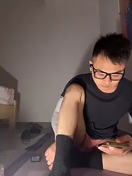 Snapshot of lixiaoshuai8 chatting on 03.16.25 lixiaoshuai8 online show from 03.16.25