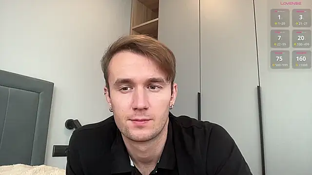 cute mark online show from 10.06.25