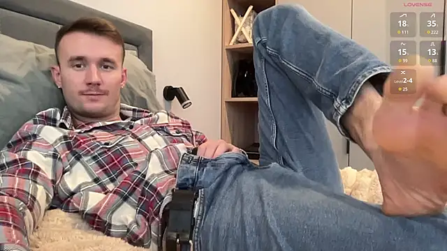 cute mark online show from 11.30.25