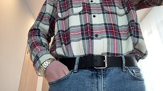 cute mark online show from 12.21.25