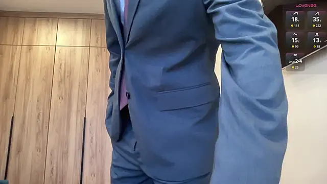 cute mark online show from 02.14.26