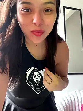 Snapshot of adry_moon666 chatting on 09.14.25 adry moon666 online show from 09.14.25