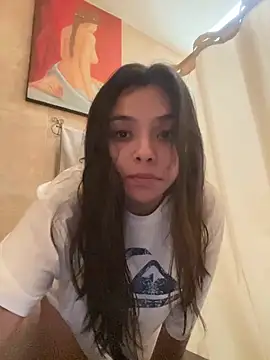 Snapshot of adry_moon666 chatting on 11.20.25 adry moon666 online show from 11.20.25