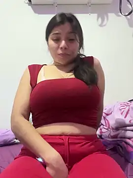 Snapshot of adry_moon666 chatting on 12.18.25 adry moon666 online show from 12.18.25