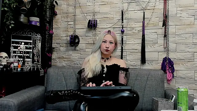 CruelMistress online show from 05.10.26