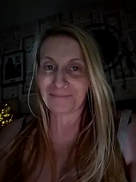 Northern Tease online show from 12.01.24