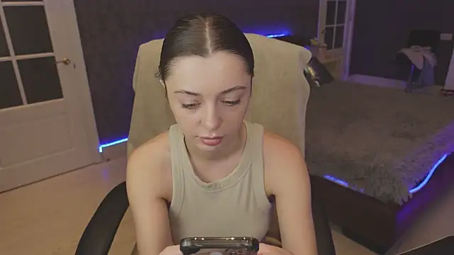 DinaCandy online show from 01.27.25