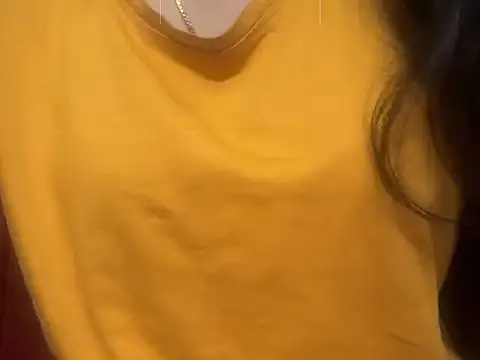 Snapshot of _FluffyHxney_ chatting on 12.02.24  FluffyHxney  online show from 12.02.24