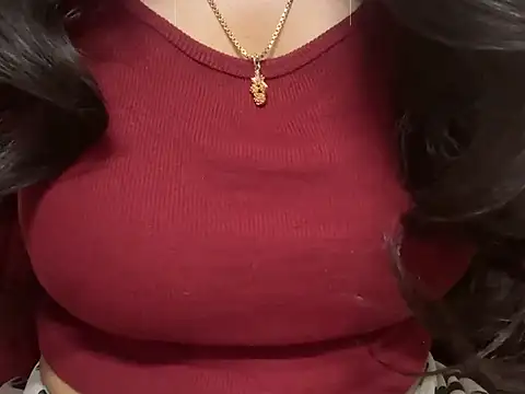 Snapshot of _FluffyHxney_ chatting on 12.12.24  FluffyHxney  online show from 12.12.24