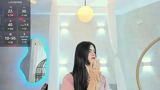 Snapshot of Venusflame__ chatting on 02.06.25 Venusflame online show from 02.06.25