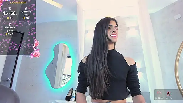 Snapshot of Venusflame__ chatting on 02.12.25 Venusflame online show from 02.12.25