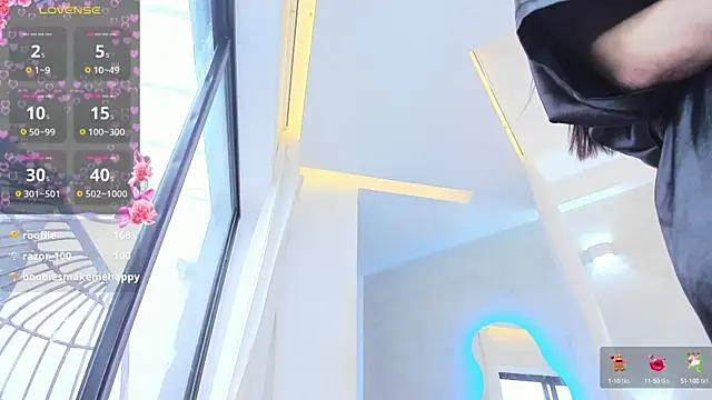 Snapshot of Venusflame__ chatting on 02.13.25 Venusflame online show from 02.13.25