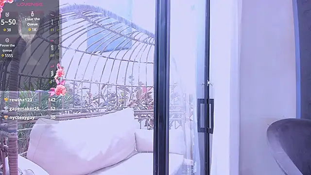 Snapshot of Venusflame__ chatting on 03.13.25 Venusflame online show from 03.13.25